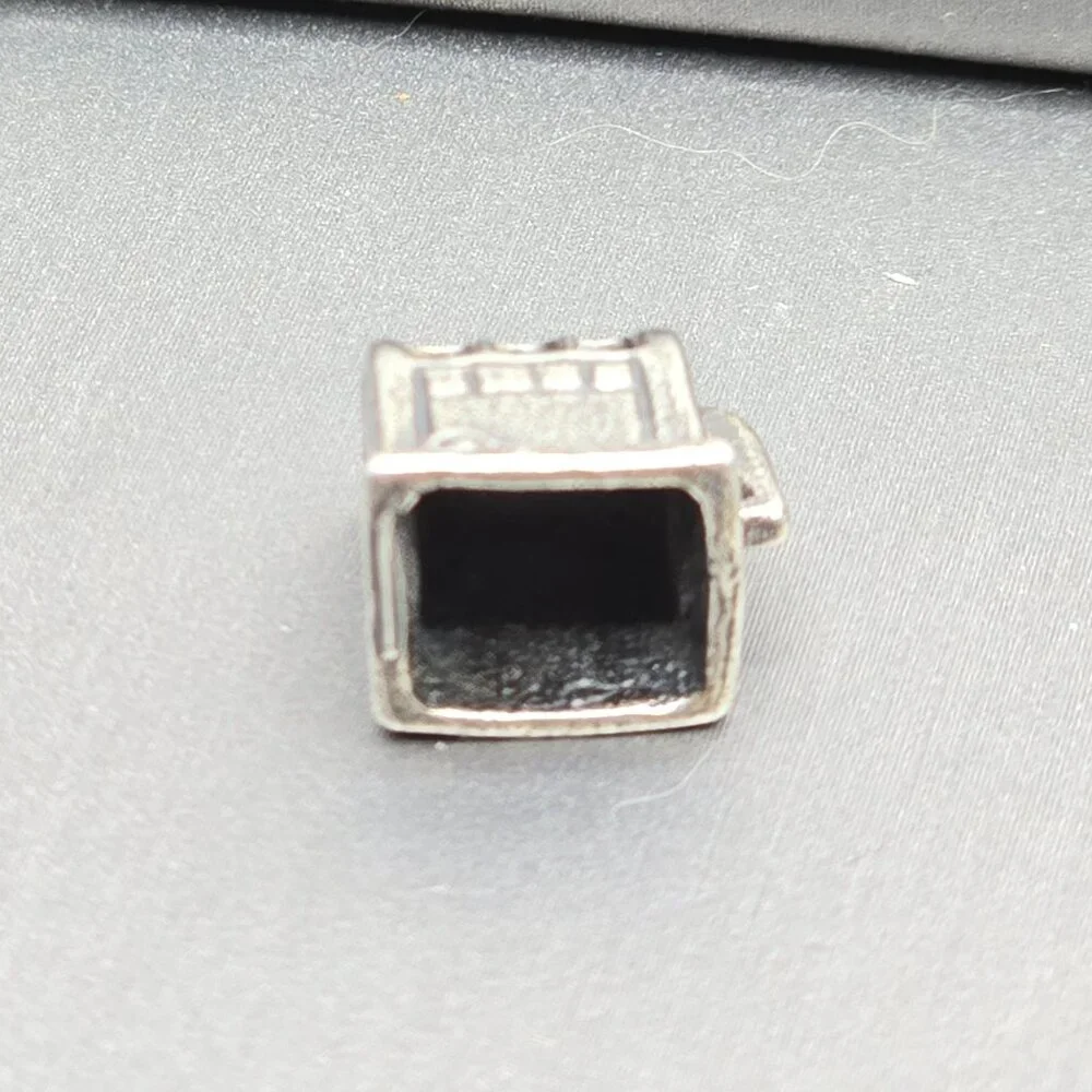 VTG Sterling Silver Slot Machine Charm 5/8" Hollow Figural Gambling Pendant - Picture 7 of 10
